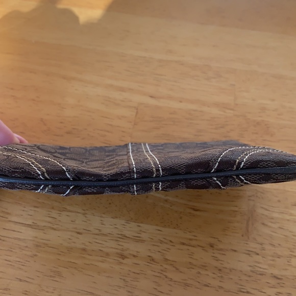 Coach Wristlet - Picture 8 of 10